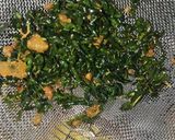 Foto langkah ke 2 dari resep Keripik Pedas Kulit Lumpia.