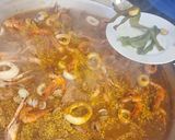Tenger gyümölcsei paella recept fázis 9 fotója