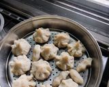A picture of step 4 of Rice flour Modak.
