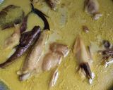 Foto langkah ke 4 dari resep Opor Ayam Bumbu Kuning.