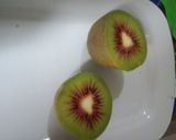 Foto langkah ke 1 dari resep Puding Matcha Topping Kiwi Stroberi.