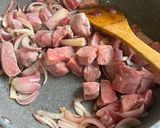 صورة لخطوة 2 من وصفة كباب حلة
