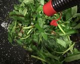 Foto langkah ke 5 dari resep Cah Kangkung Terasi.