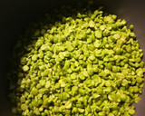 Zöld feles borsó főzelék🍃 recept fázis 2 fotója