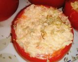 Foto del paso 2 de la receta: Tomates rellenos, con arroz integral, pickles y cheddar 👌😊