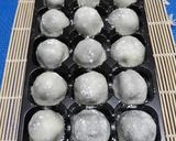 Foto langkah ke 3 dari resep Mochi isi kacang merah.