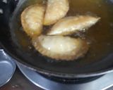 A picture of step 9 of Mava gujiya.