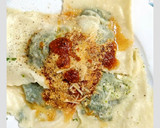 Foto del paso 5 de la receta: Raviolis caseros rellenos de espinaca y bacon