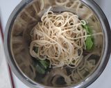 Foto langkah ke 5 dari resep Bibim Guksu Fusion.