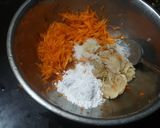 Foto langkah ke 3 dari resep Pangsit Rebus Isi Ayam Wortel.