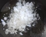Foto del paso 3 de la receta: Bacalao a bras fácil (con patatas paja de bolsa)