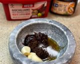 A picture of step 1 of Ssamjang (Korean bbq dipping sauce for meat).
