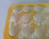 A picture of step 5 of Doughnuts.