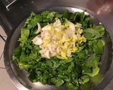 Une image de l'étape 4 de Salade de cresson aux jeunes endives, tomates cerises et persil.