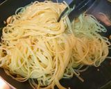Foto del paso 3 de la receta: Spaghettis al aglio e ólio con peperoncino