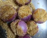 A picture of step 2 of Stuffed onion with gravy--.