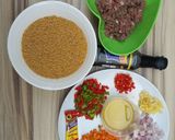 A picture of step 1 of Orzo/ Rice Pasta Stir fry.