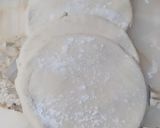 Foto del paso 3 de la receta: Masa Para Tapas De Empanadas Caseras Fácil