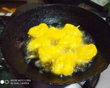 A picture of step 3 of Paneer Pakoras.