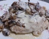 Foto del paso 5 de la receta Pechugas de pollo con salsa de champiñones 🍄