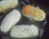A picture of step 4 of Chicken cutlet roll with sauce.