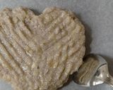 Foto del paso 3 de la receta: Galleta corazón de coco 🥥 sin azúcar agregado ni edulcorante ♥️galleta saludable de banana y coco 🍌 🥥