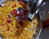 A picture of step 4 of Bombay street bhel.