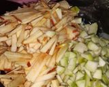 A picture of step 1 of Fruit chaat.