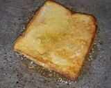 Gambar langkah 3 resipi French toast 🍞.