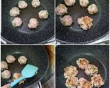 A picture of step 5 of Chinese Water Chestnut Mushroom Pork Patties 煎肉餅.