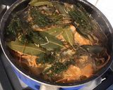 Une image de l'étape 5 de Bouillon de crevettes au thym, laurier et fenugrec.