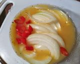 Foto langkah ke 2 dari resep Omelet Bawang Bombay.