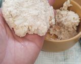 A picture of step 2 of Battered chicken burgers.