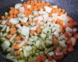 Foto del paso 4 de la receta: Empanada de soja texturizada