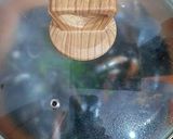 Foto del paso 5 de la receta: Cazuela de arroz al horno con almejas y mejillones al vapor