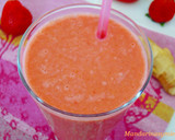 Foto del paso 2 de la receta: Batido de fresas y jengibre (smoothie)