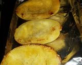 A picture of step 4 of Spaguetti squash.