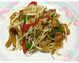 Foto langkah ke 5 dari resep 2. Dadar Telur Cah Tauge #SelasaBisa.