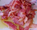 Foto del paso 5 de la receta Tostas de cebolla caramelizada, bacon y crema🥓