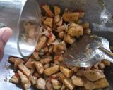 Foto langkah ke 5 dari resep Onion Chicken with Tofu.