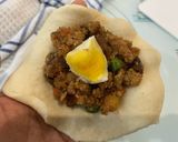 A picture of step 4 of Stuffed Steamed Fresh Milk Bun.