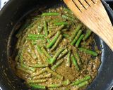 A picture of step 5 of South Indian Green Beans - vegan.