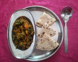 લીલી ડુંગળી અને સેવનું શાક(Spring onion with sev sabji recipe in gujarati) રેસીપી સ્ટેપ3ફોટો