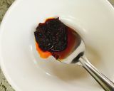 รูปขั้นตอนการทำที่ 1 ของ ข้าวผัดปลาทูพริกเผา หมูทอด แซลมอน