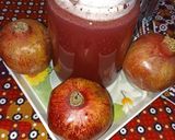 A picture of step 7 of Fresh pomegranate juice.