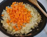 Foto del paso 2 de la receta: Hojaldre de pescado y verduritas