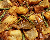 Foto del paso 10 de la receta: Cazuela de merluza y rape con rovellons y sofrito de sepia