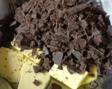 Foto langkah ke 1 dari resep Fudgy Brownies Shiny Crust.