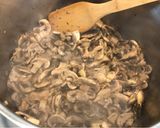 Foto del paso 2 de la receta: Champiñones al vino blanco