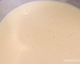 A picture of step 7 of Fluffy Soufflé Cheesecake.